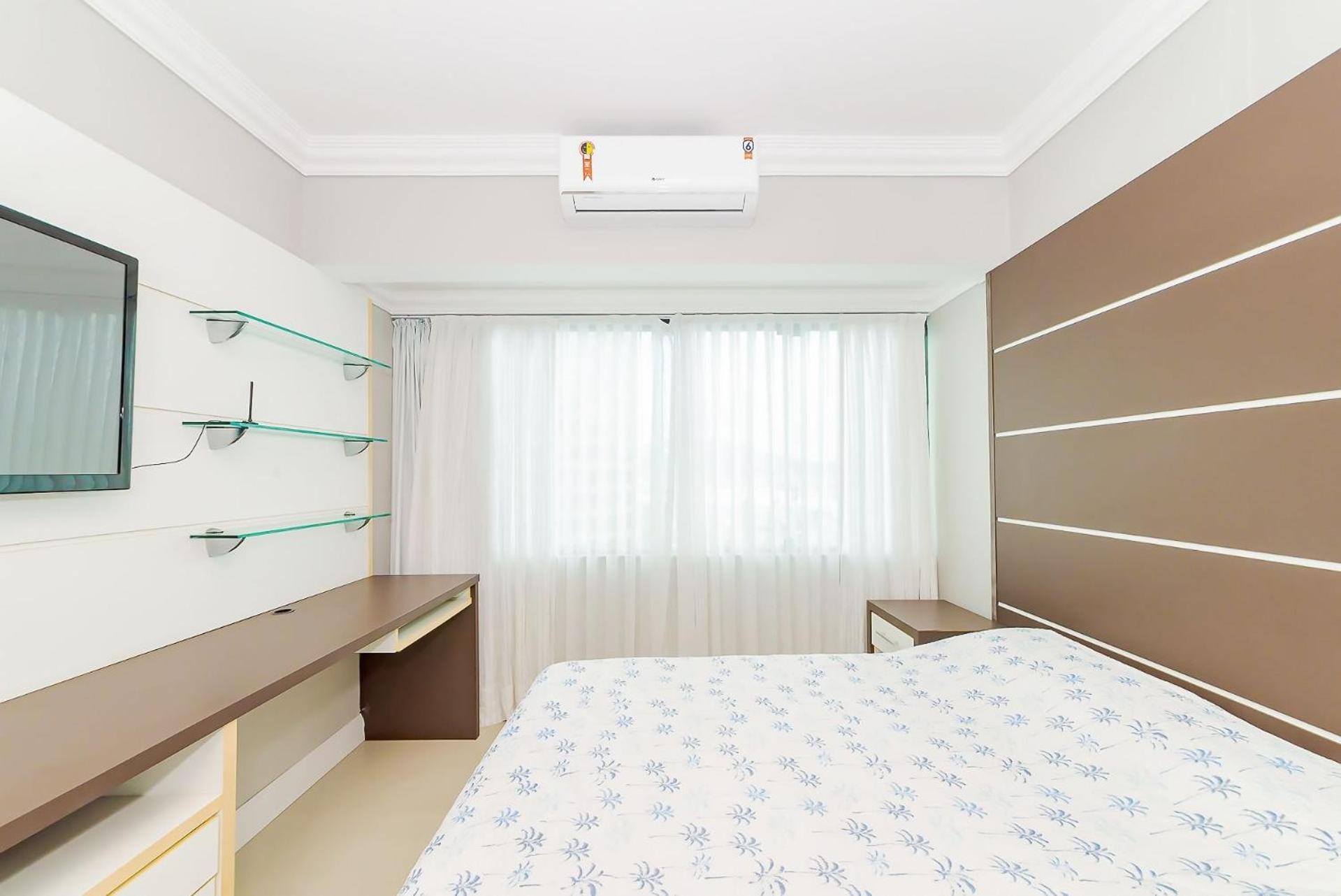 Apto Amplo 1Suite Mais 2Quartos - Quadra Mar 50M Da Praia - Somente Familiares Balneário Camboriú Eksteriør bilde